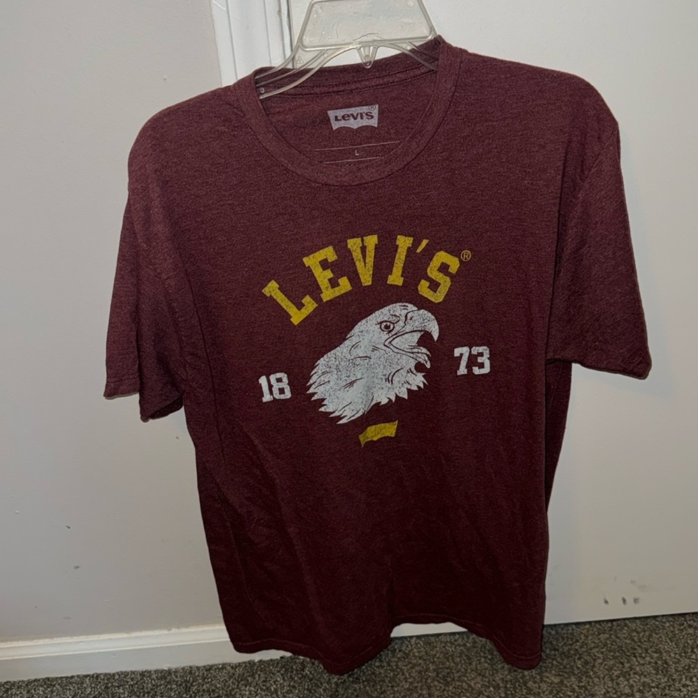 Men’s Levi’s T-Shirt